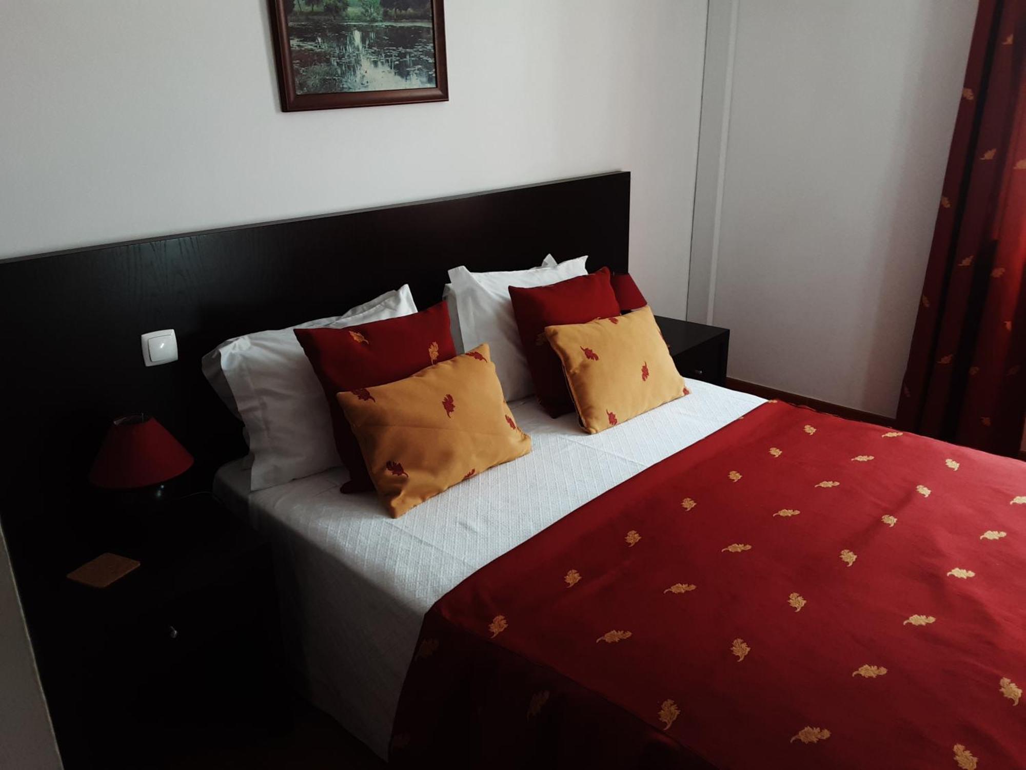 Residencia Machado Hotel Орта Екстериор снимка